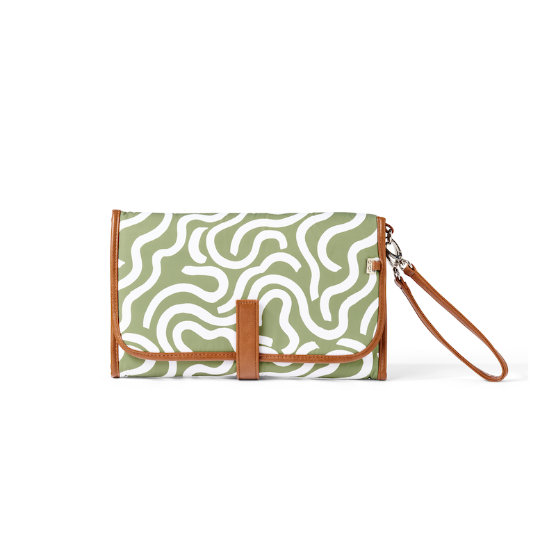 OiOi Change Mat Clutch Green Squiggle