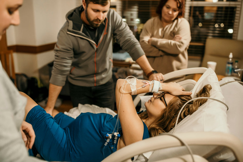 Hospital Labour, Birthing and Delivery Nursing Gown