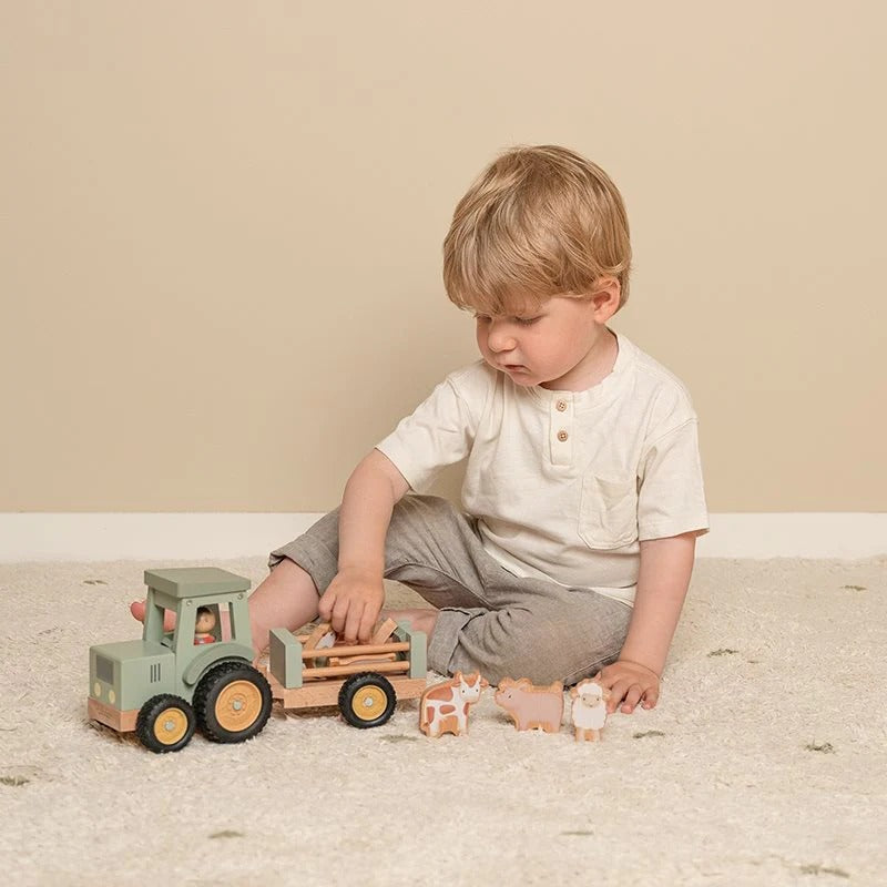 Little Farm Tractor with Trailer