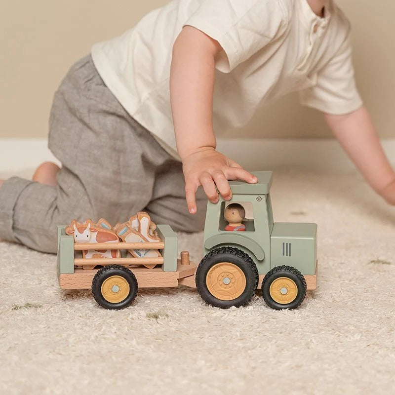 Little Farm Tractor with Trailer