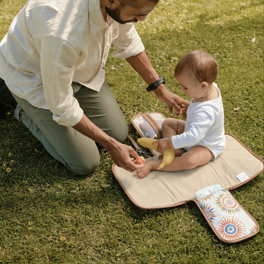 OiOi Change Mat Nappy Clutch Sunburst
