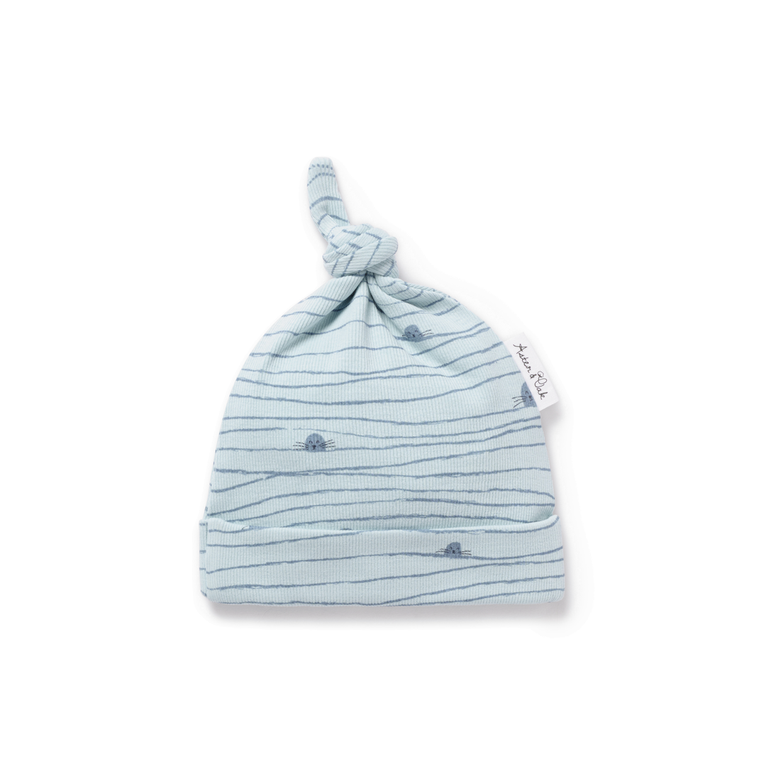 Seal Rib Knot Hat