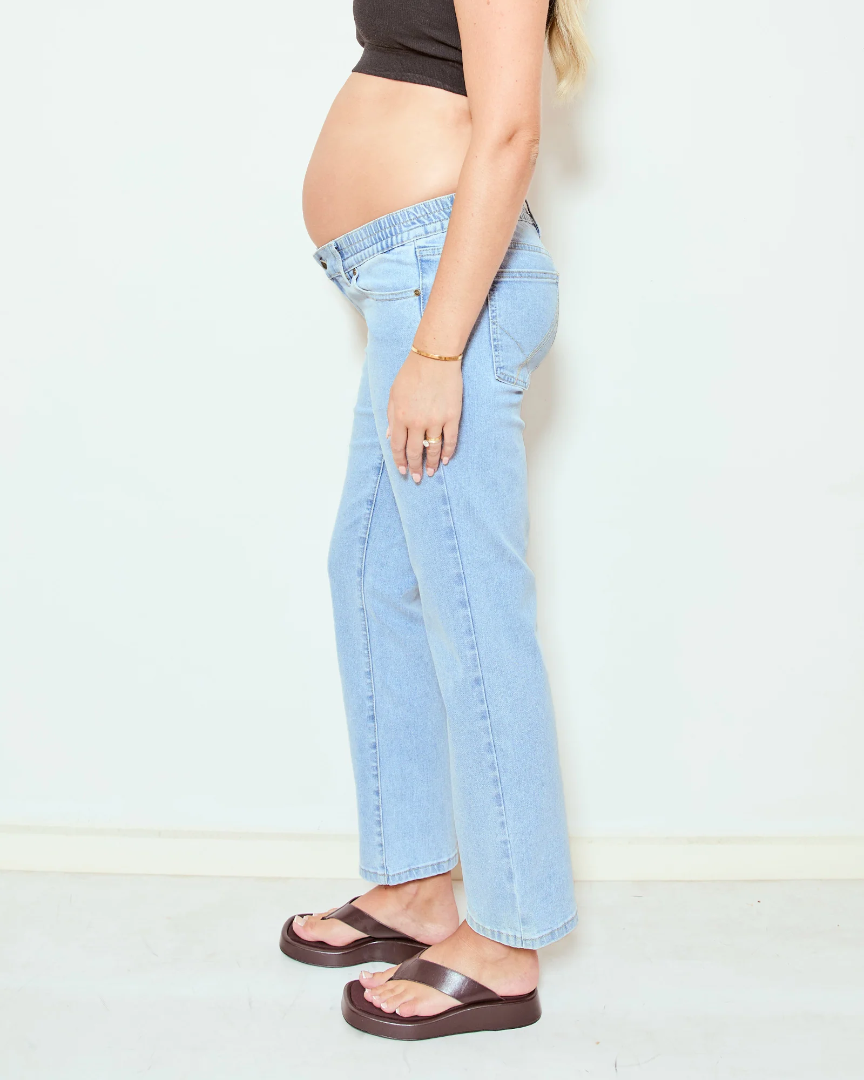 Soon Slim Straight Leg Jeans Classic Light Wash (Cropped)