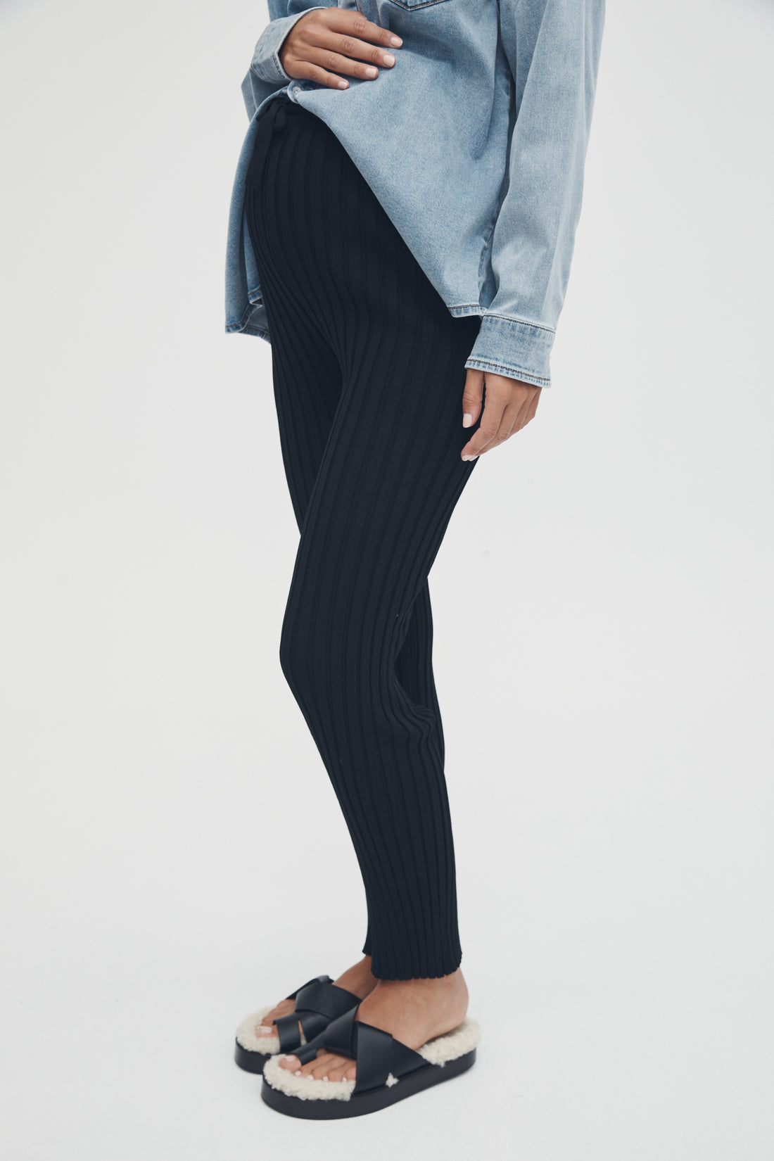 Legoe Luxe Rib Pant
