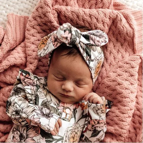 Snuggle Hunny Baby Topknot Headband Design