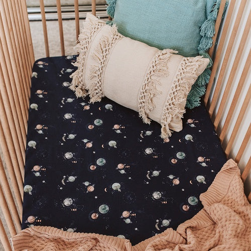 Fitted Cot Sheet Milky Way