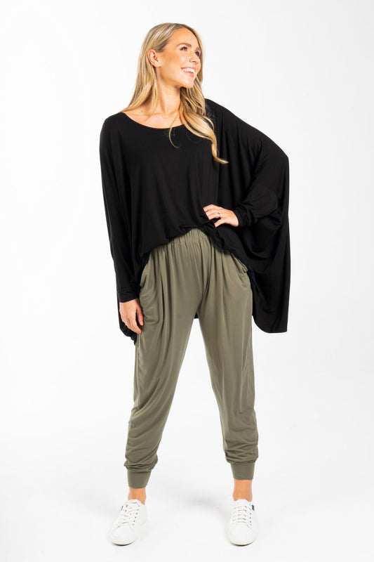 Essential Top Black