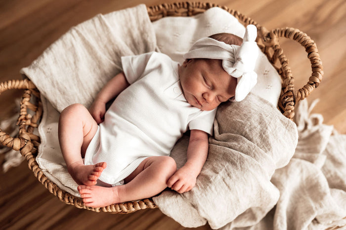 Snuggle Hunny Ribbed Short Sleeve Bodysuit