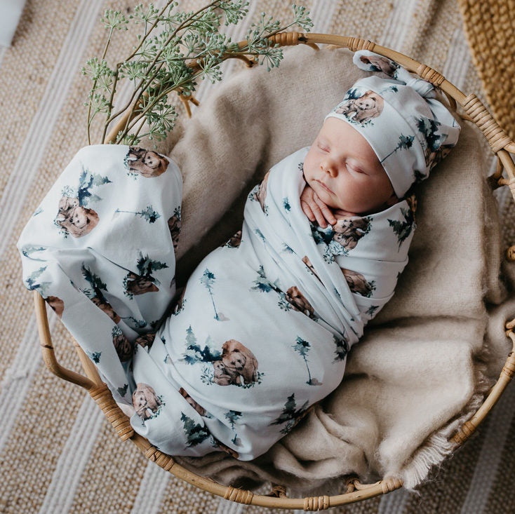 Snuggly Jacks Grizzly Wrap and Beanie Set