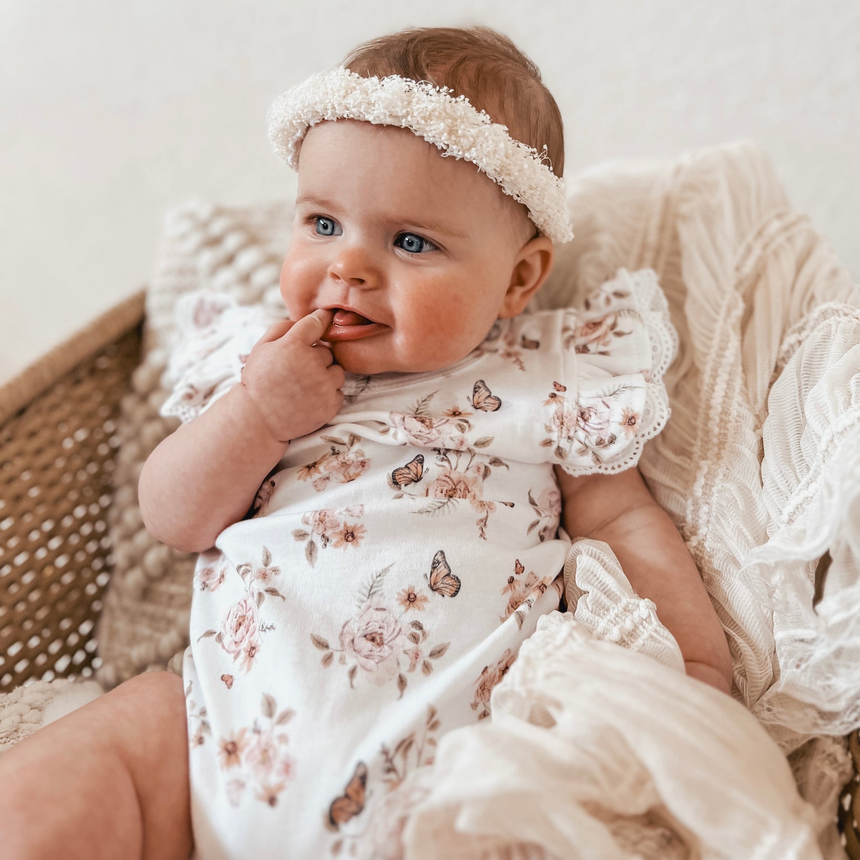 White lace onesie hot sale for baby girl