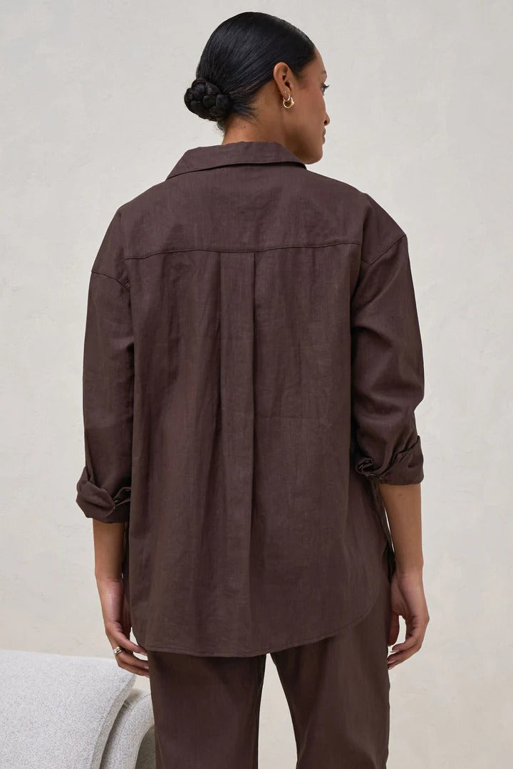 Timeless Relaxed Linen Shirt - Chocolate
