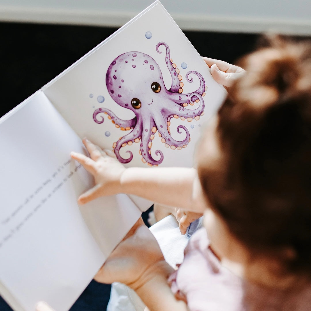 Big Sister Book by Little Love Chapters
