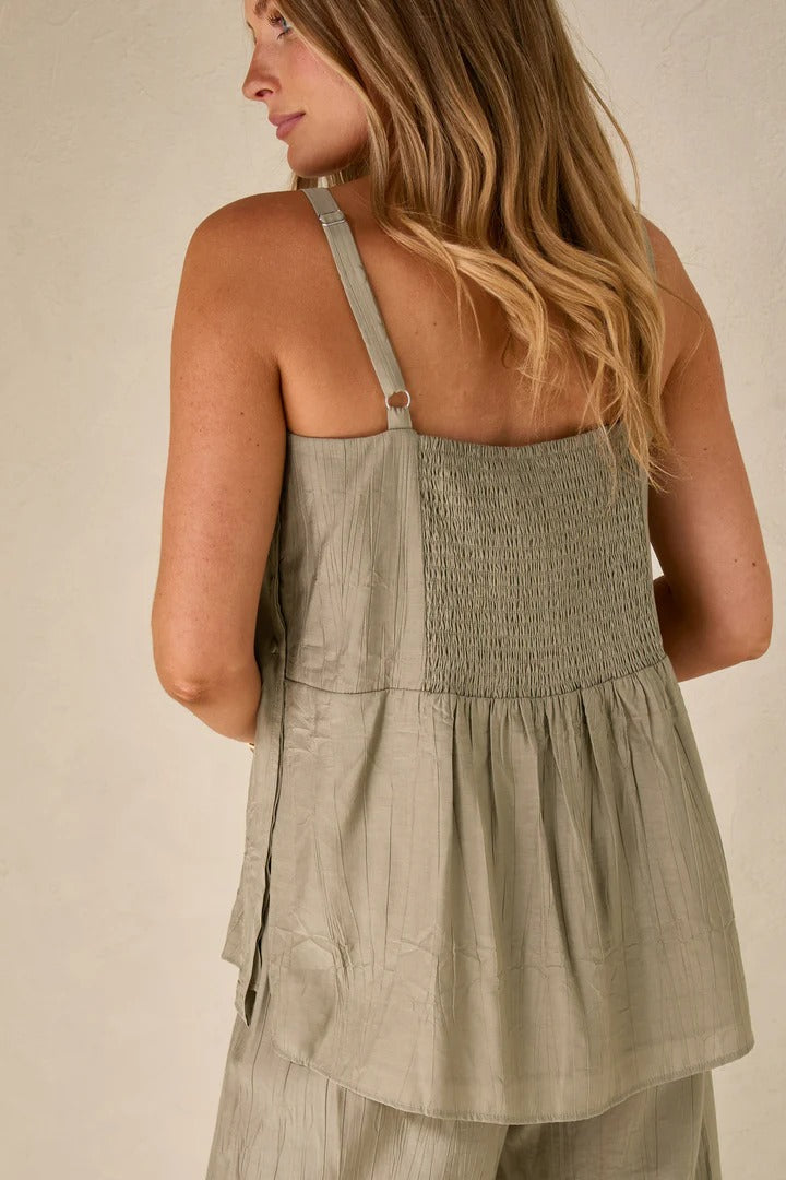 Ease Away Crinkle Top - Soft Khaki