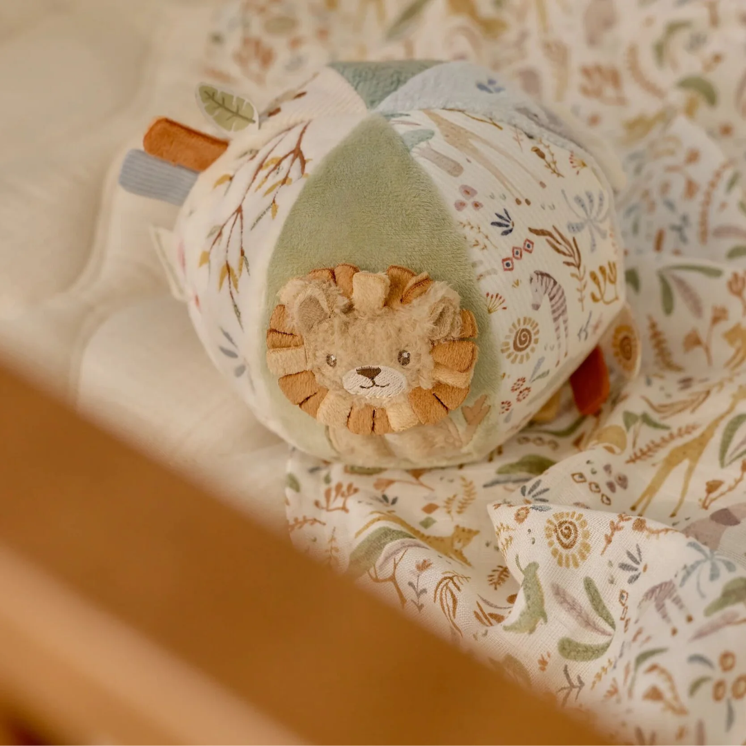 Safari Friends Activity Ball