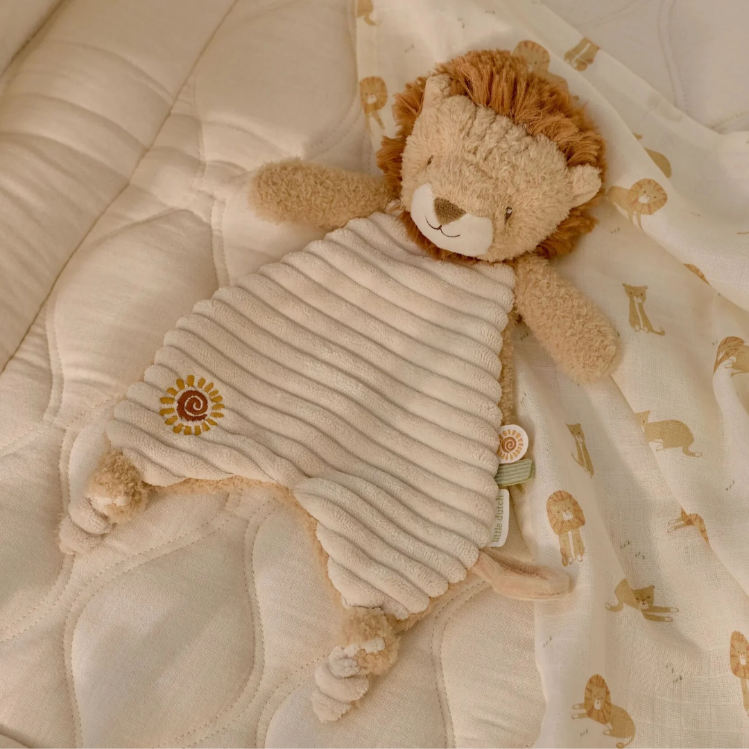 Safari Friends Cuddle Cloth Lion