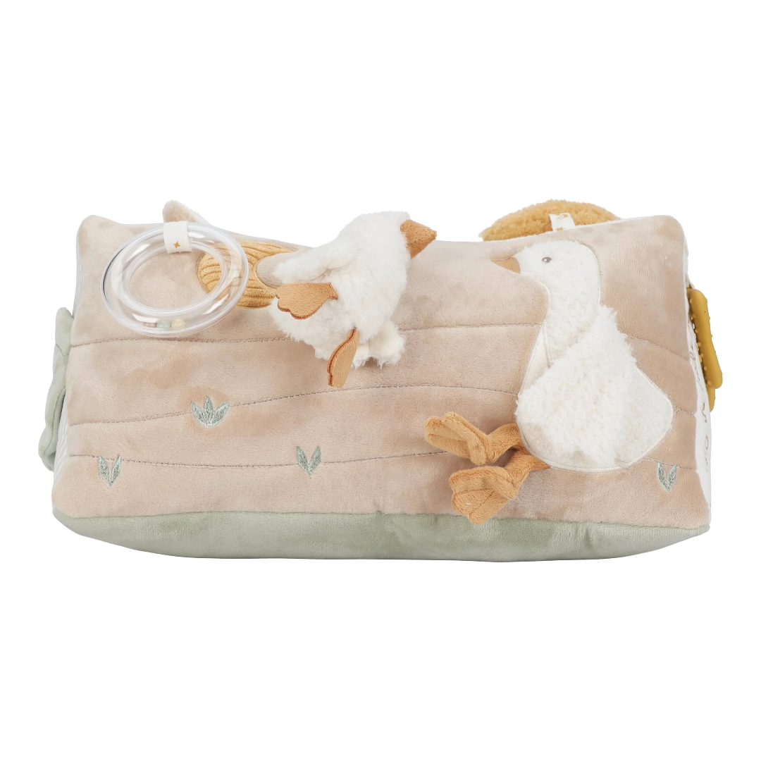 Newborn Naturals Activity Triangle