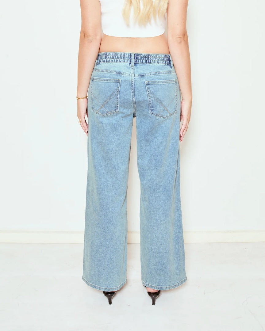Heaven Straight Maternity Jeans Mid Wash (Cropped)