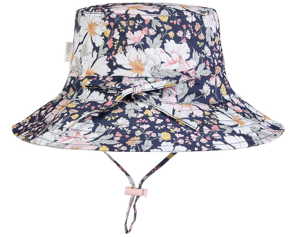 Toshi Sunhat Yasmin