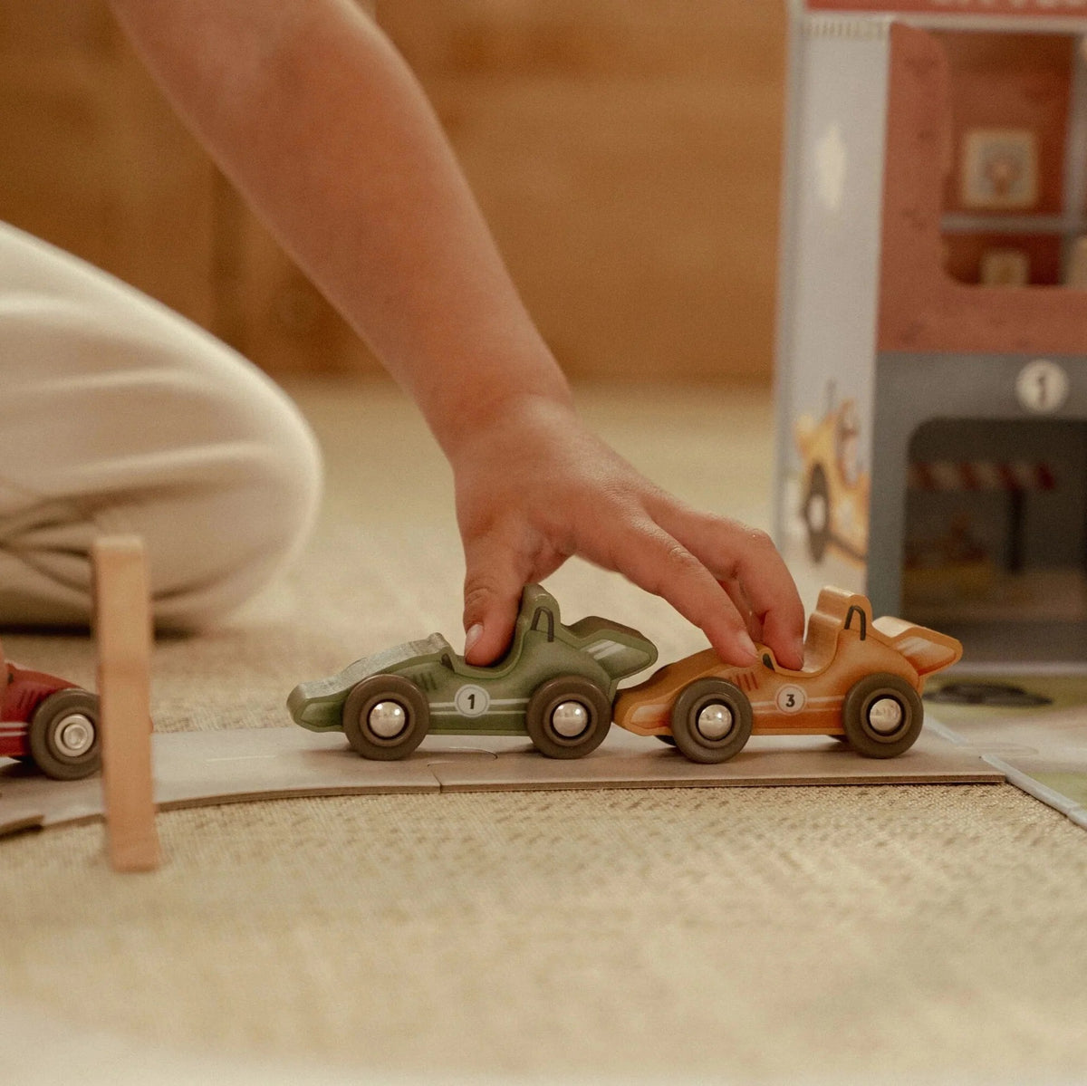 Little Dutch Play Case with Race Track