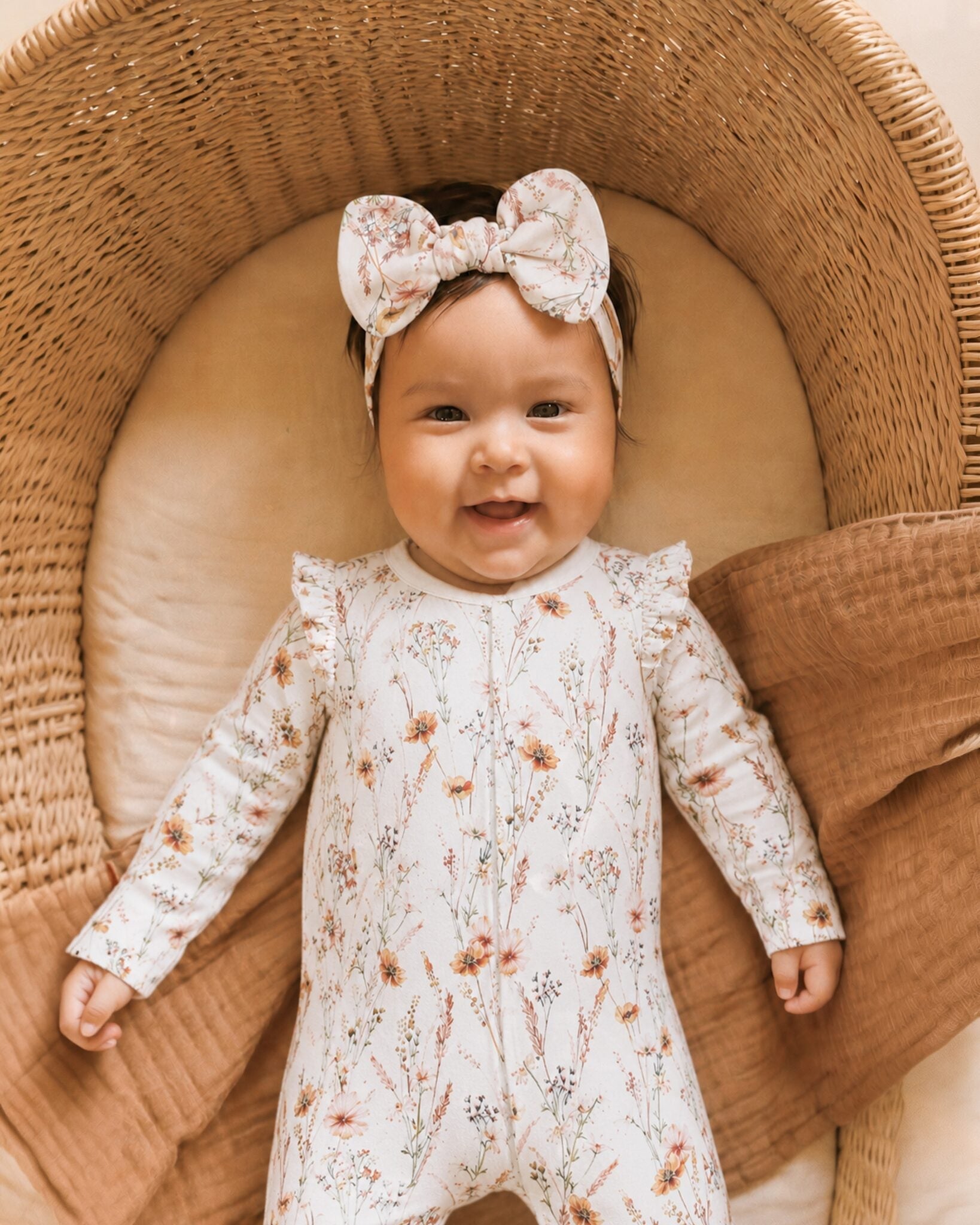 Organic Headband Taylor Floral Print - lifestyle