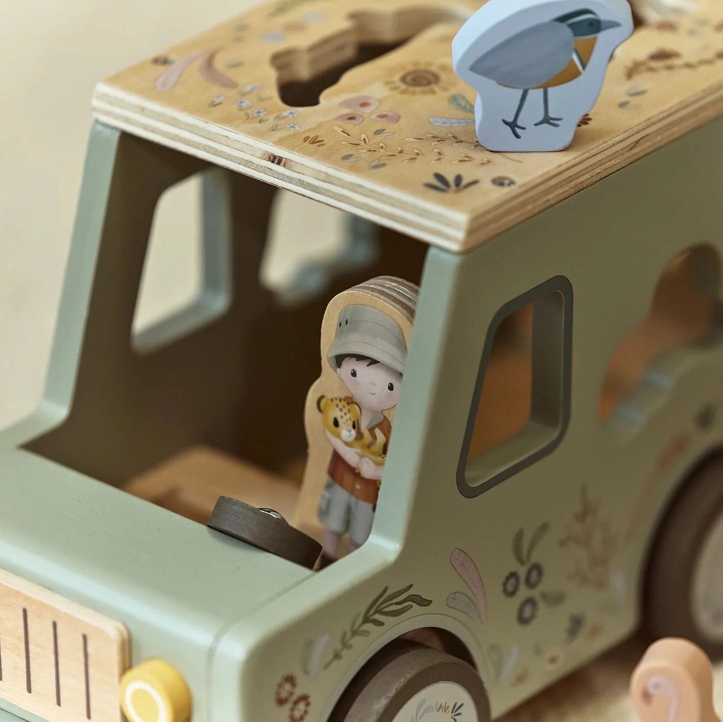 Safari Friends Shape Sorter Safari Car with removable wooden safari figures
