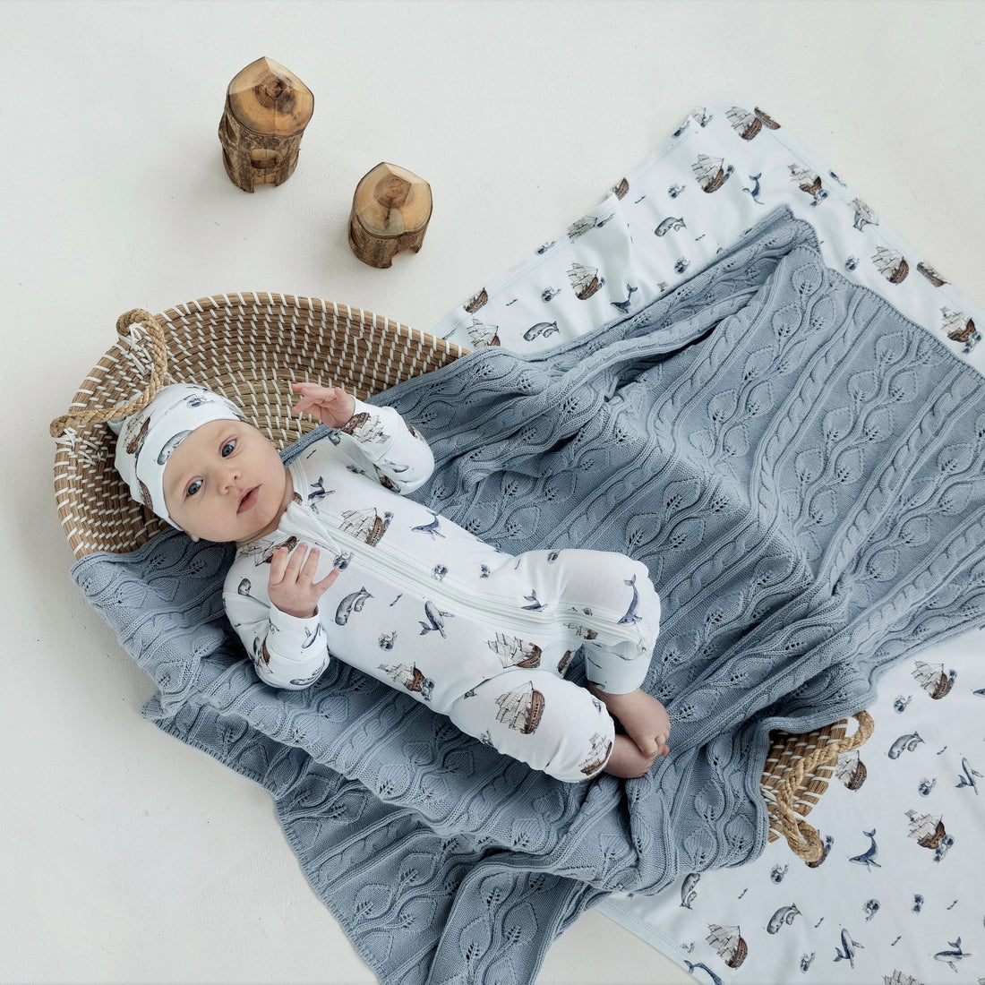 Fog Cable Knit Blanket